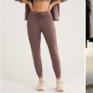 Zella Women's Jogger Pants - Taupe (grey plum), size extra large